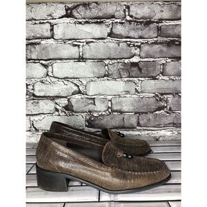 Stuart Weitzman Brown Patent Leather Loafers Heels Shoes Women Sz 7AA US/37.5EU
